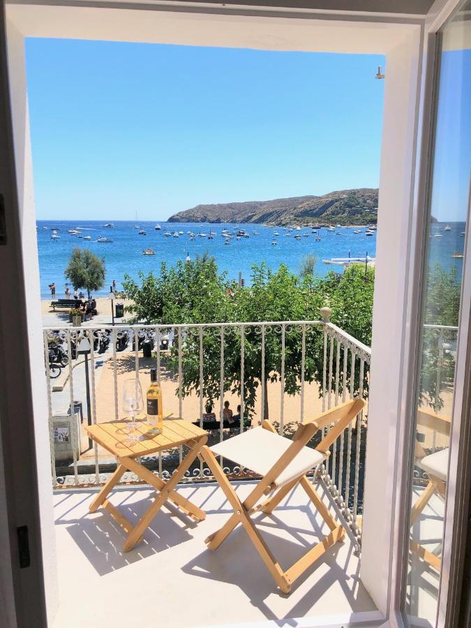 Beachfront Suite In Cadaques Center Kültér fotó