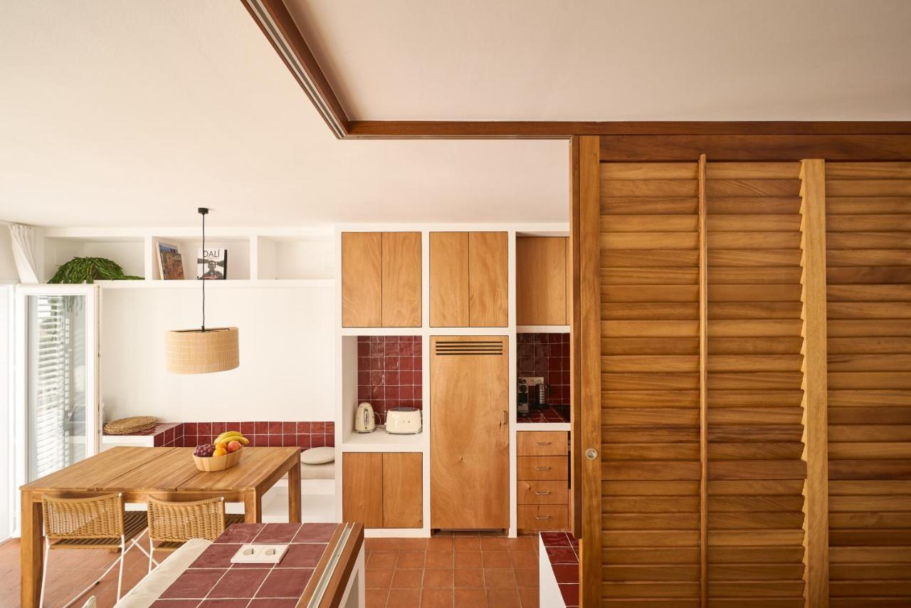 Beachfront Suite In Cadaques Center Kültér fotó
